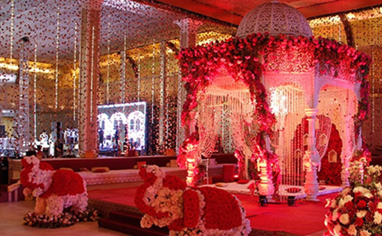 Top 10 Luxury Wedding Venues In Delhi Ncr By Fnp Gardens Ferns N