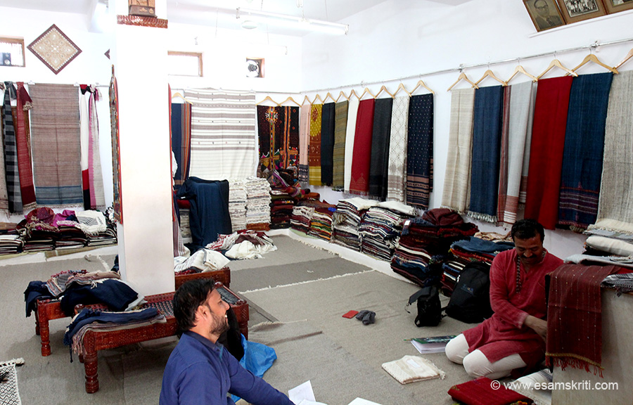 Bhujodi Weaving Kutch
